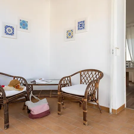 Holiday home Dema, Sea Front & 20 Mt *